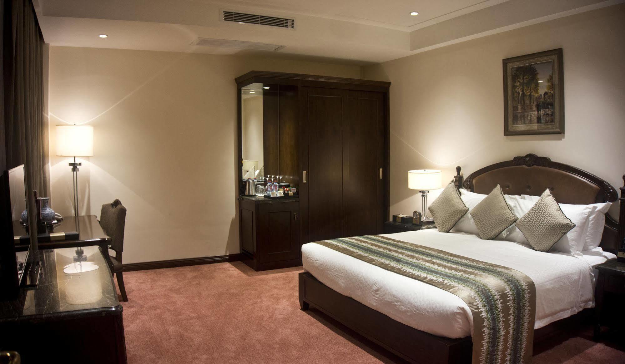 Tang Palace Hotel Accra Kültér fotó